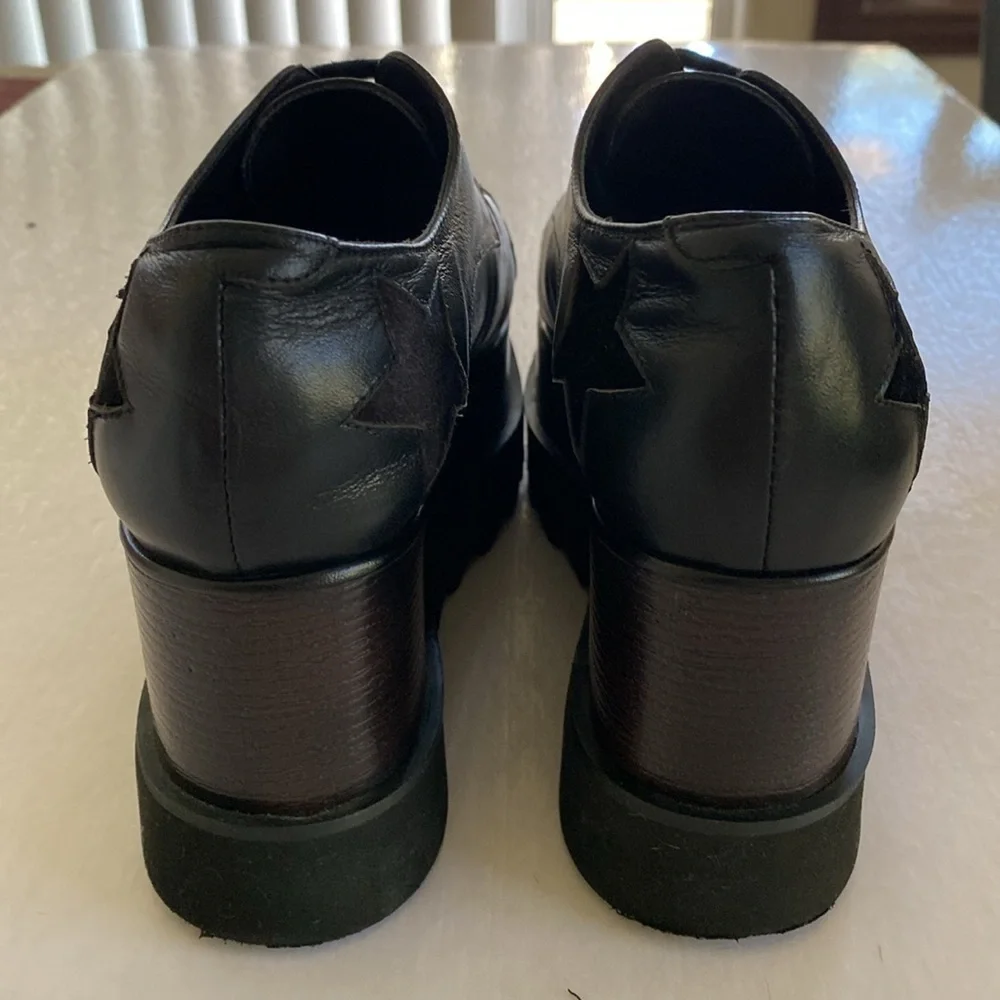 Stella McCartney Women’s Elyse Star Platform Shoes Size 35. Made in Italy